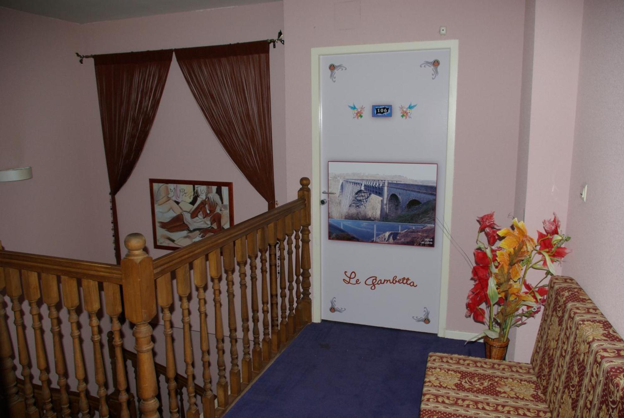 Hotel Le Gambetta Carmaux Εξωτερικό φωτογραφία