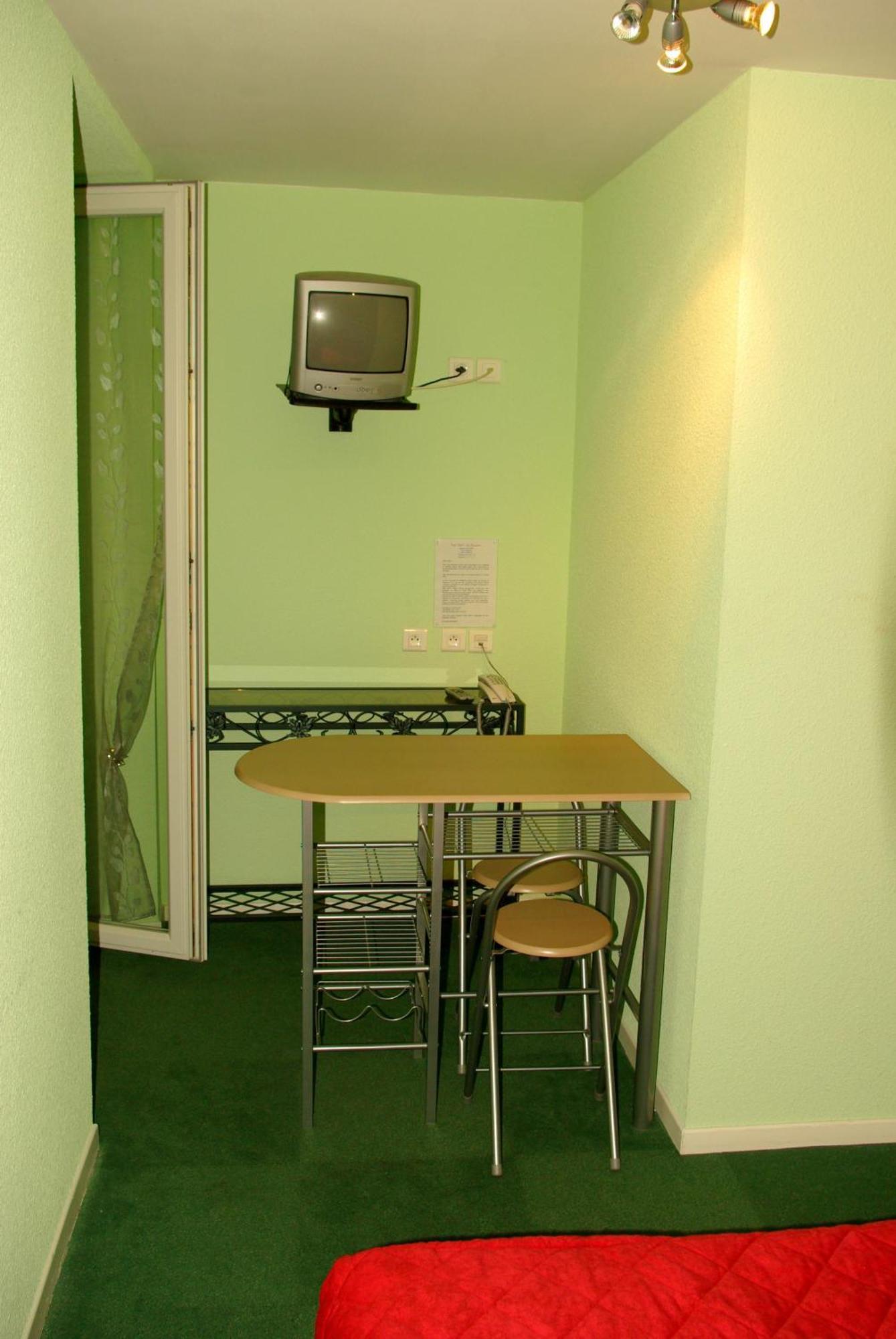 Hotel Le Gambetta Carmaux Εξωτερικό φωτογραφία