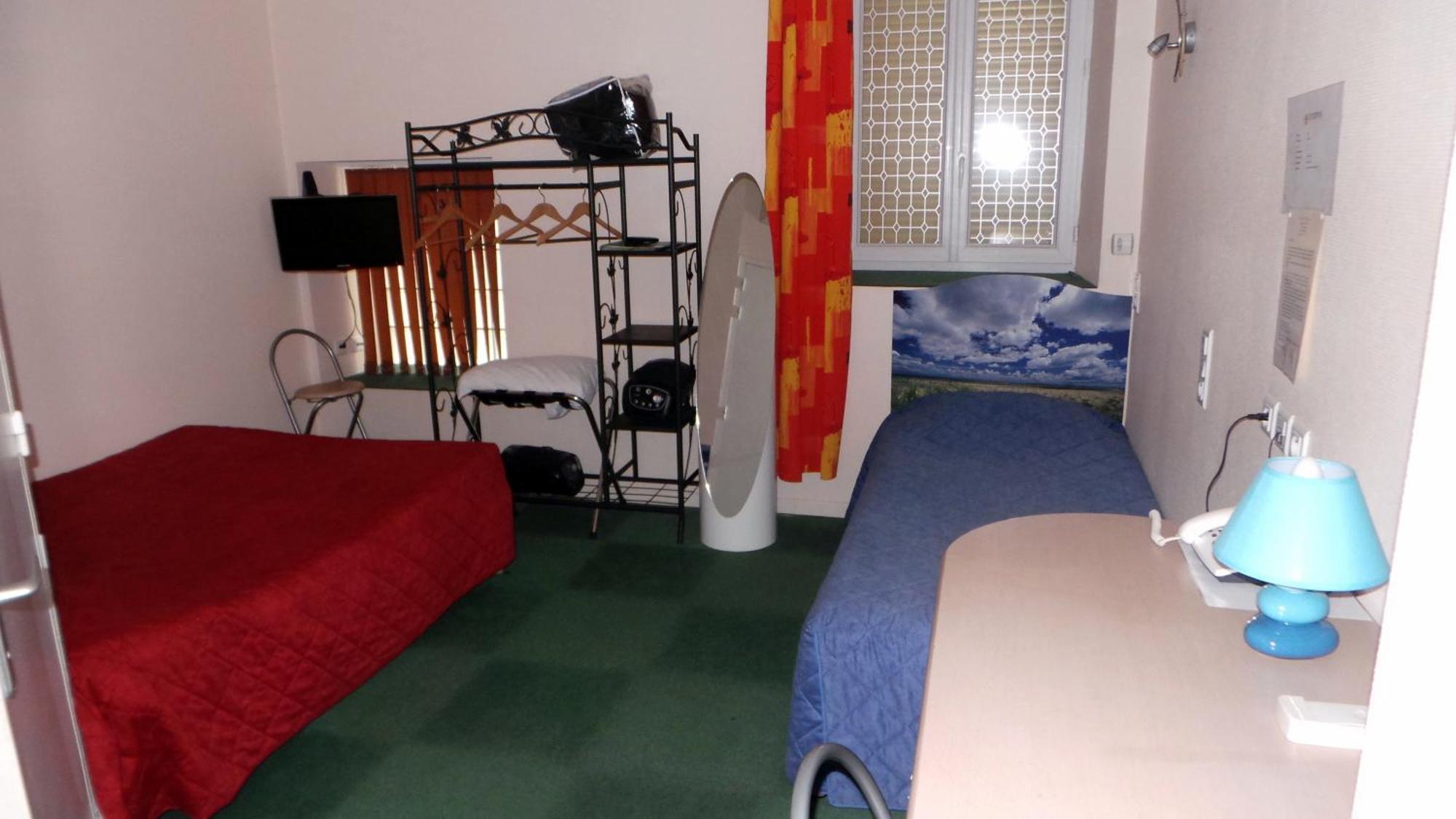 Hotel Le Gambetta Carmaux Δωμάτιο φωτογραφία