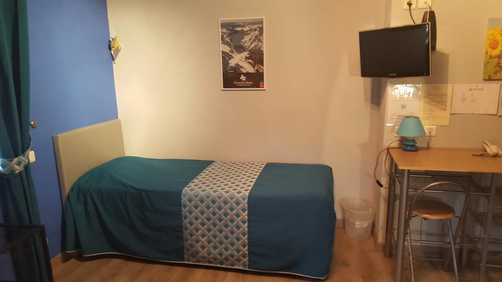 Hotel Le Gambetta Carmaux Εξωτερικό φωτογραφία