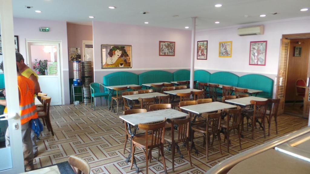 Hotel Le Gambetta Carmaux Εξωτερικό φωτογραφία