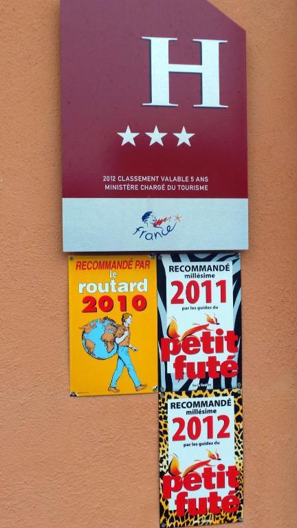 Hotel Le Gambetta Carmaux Εξωτερικό φωτογραφία